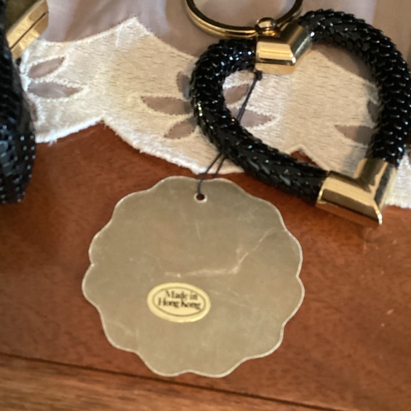 La Regale Black and Gold Clutch Set - Picture 9 of 10